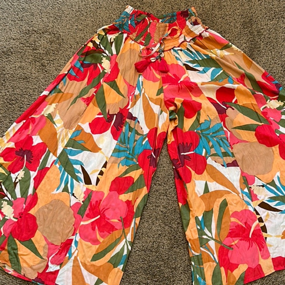 Floral Wide Leg Pants